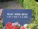 Olaf Johannes Rüsz' gravsten